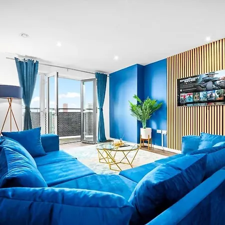 Apartment Spacious 2 Bed B'ham Cc With Parking Sleeps 7 Birmingham